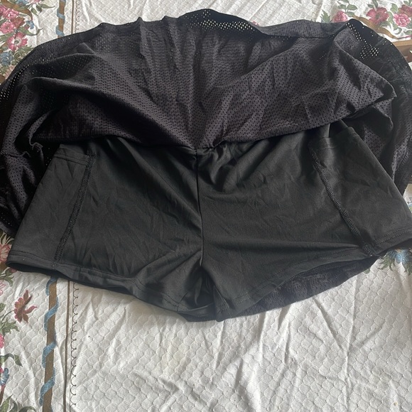 Black mesh Skort - Picture 3 of 4